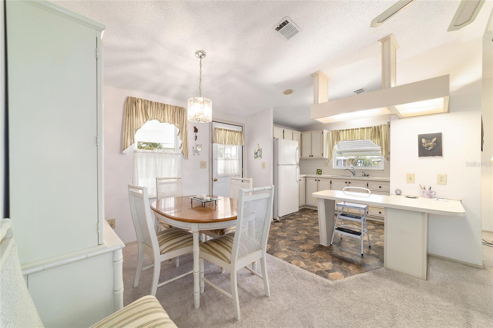 1507 E SCHWARTZ BLVD, LADY LAKE, FL, 32159