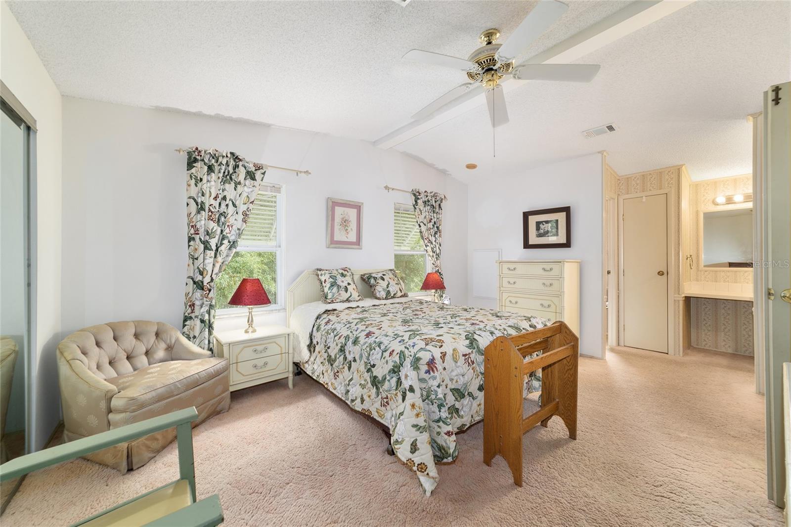 1507 E SCHWARTZ BLVD, LADY LAKE, FL, 32159