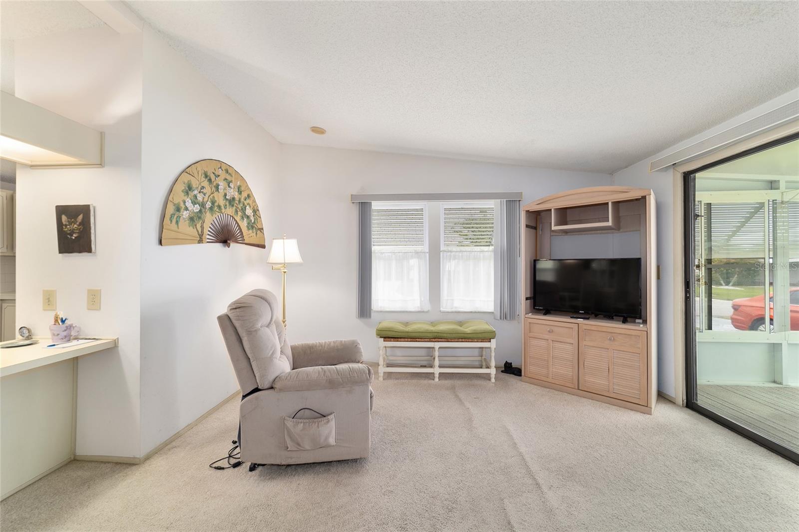 1507 E SCHWARTZ BLVD, LADY LAKE, FL, 32159