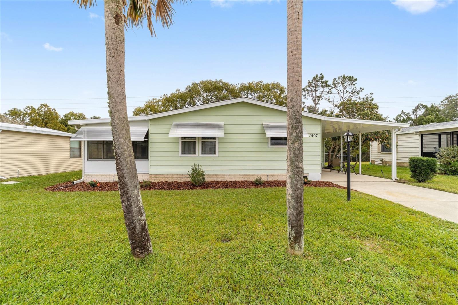 1507 E SCHWARTZ BLVD, LADY LAKE, FL, 32159