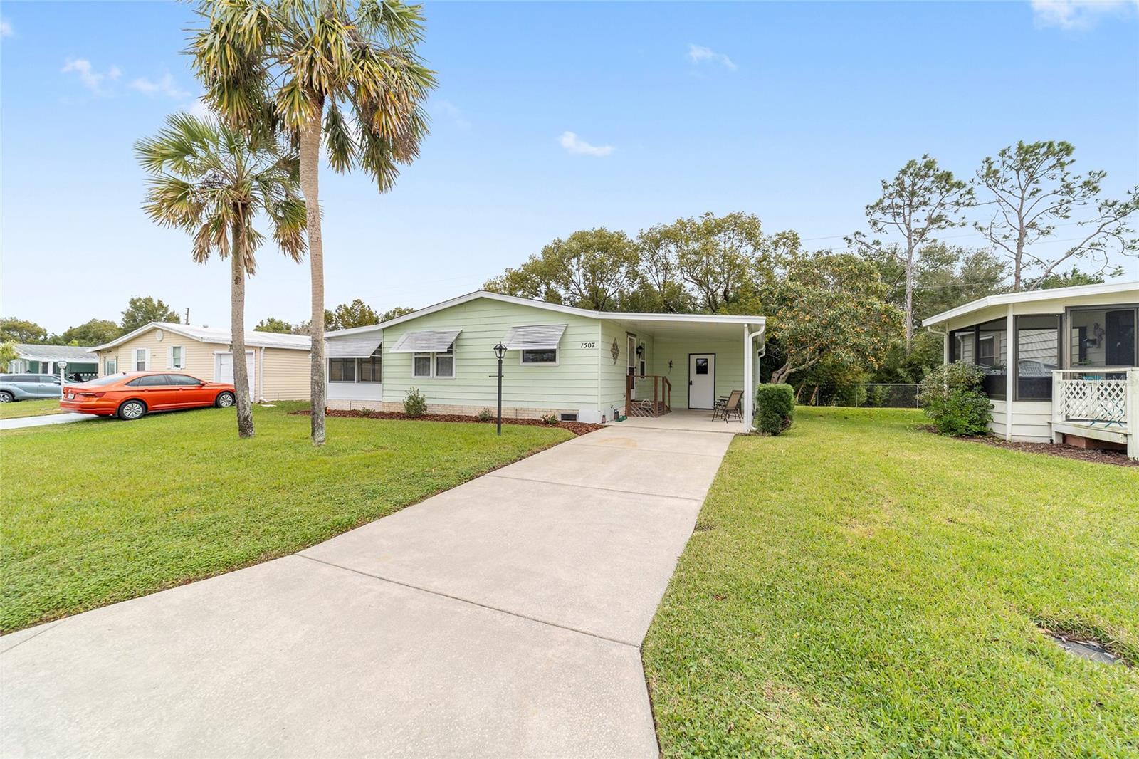 1507 E SCHWARTZ BLVD, LADY LAKE, FL, 32159