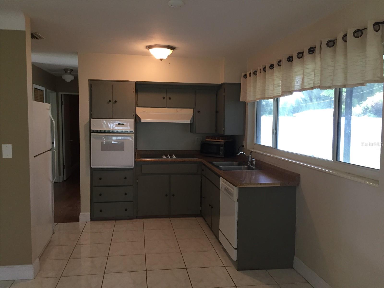 3746 61ST WAY N, ST PETERSBURG, FL, 33710