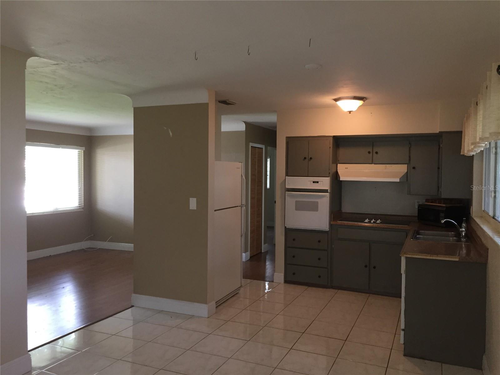 3746 61ST WAY N, ST PETERSBURG, FL, 33710