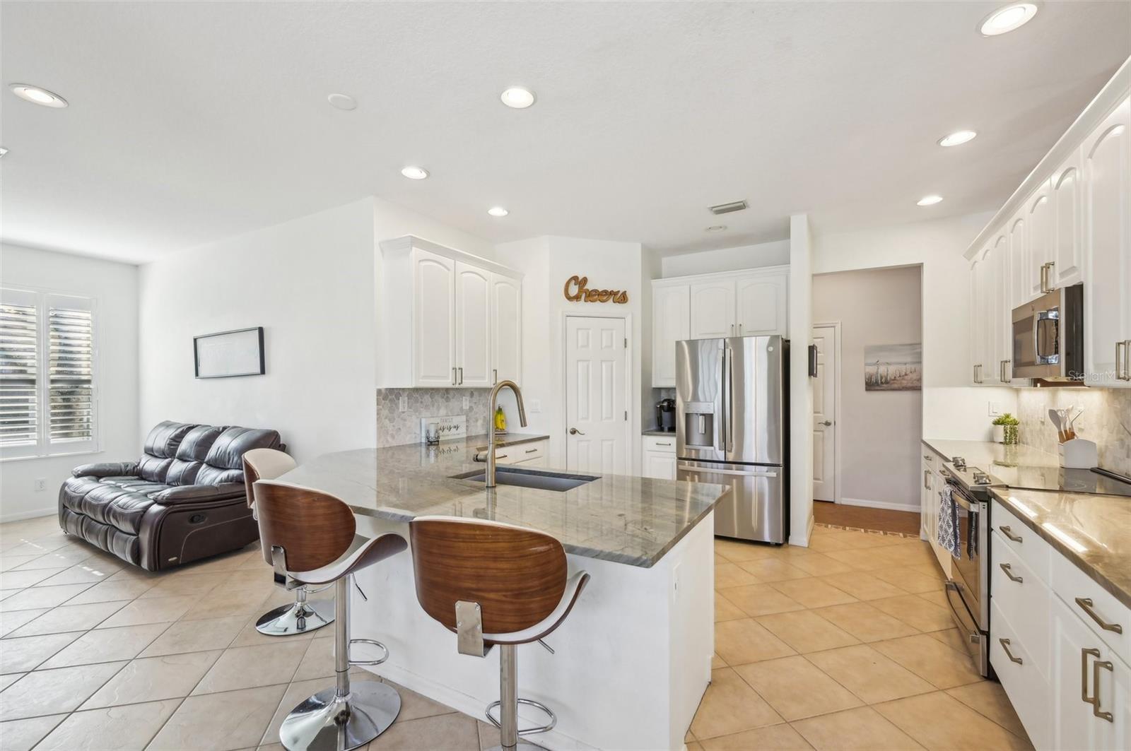 1655 PINYON PINE DR, SARASOTA, FL, 34240