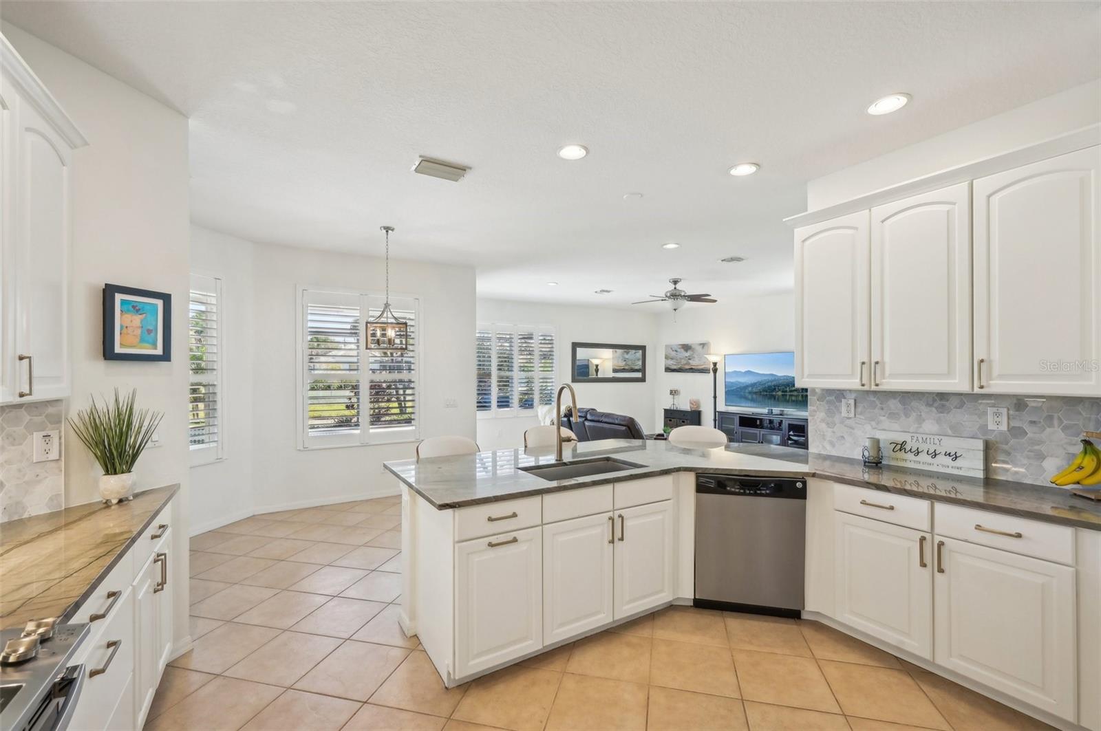 1655 PINYON PINE DR, SARASOTA, FL, 34240