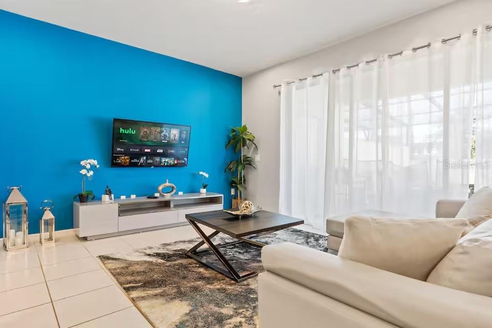 2402 DUBAI ST, KISSIMMEE, FL, 34747