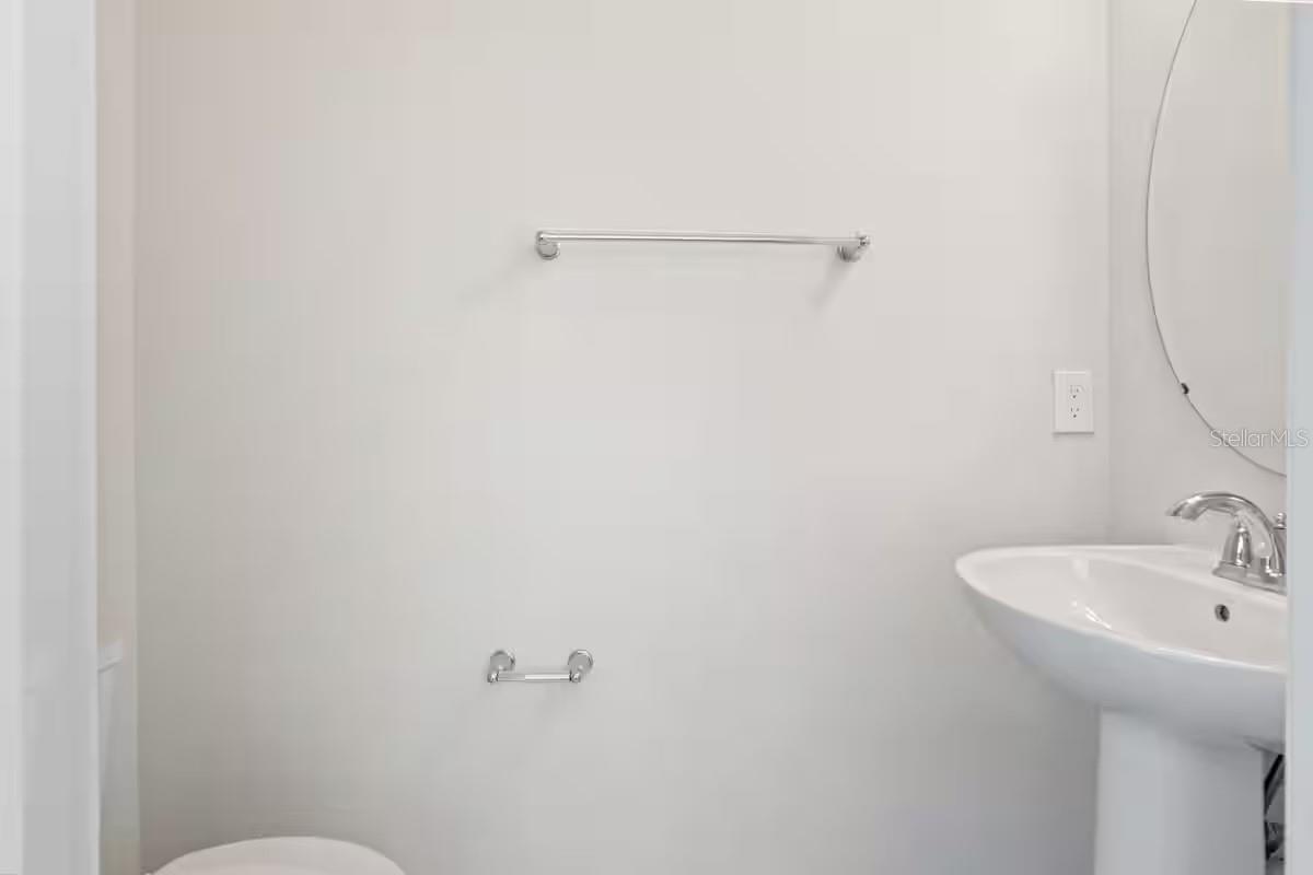 2402 DUBAI ST, KISSIMMEE, FL, 34747