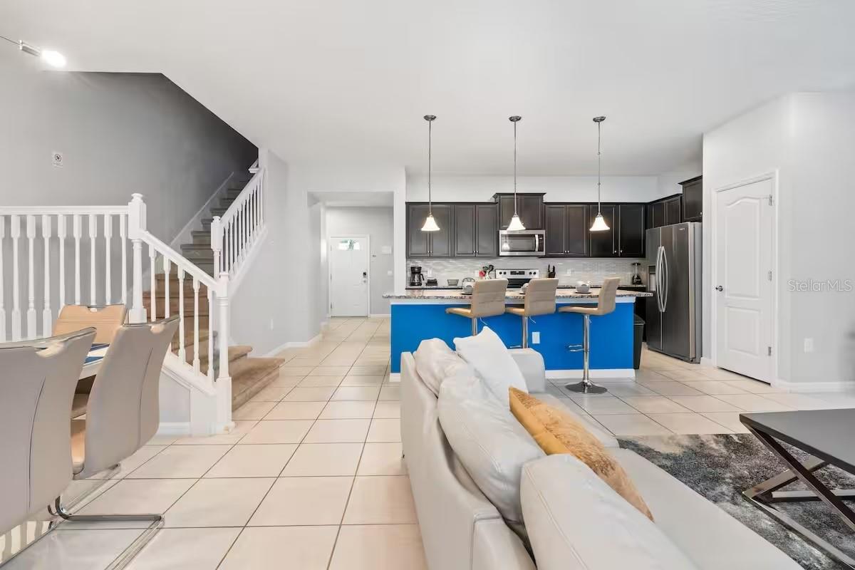 2402 DUBAI ST, KISSIMMEE, FL, 34747