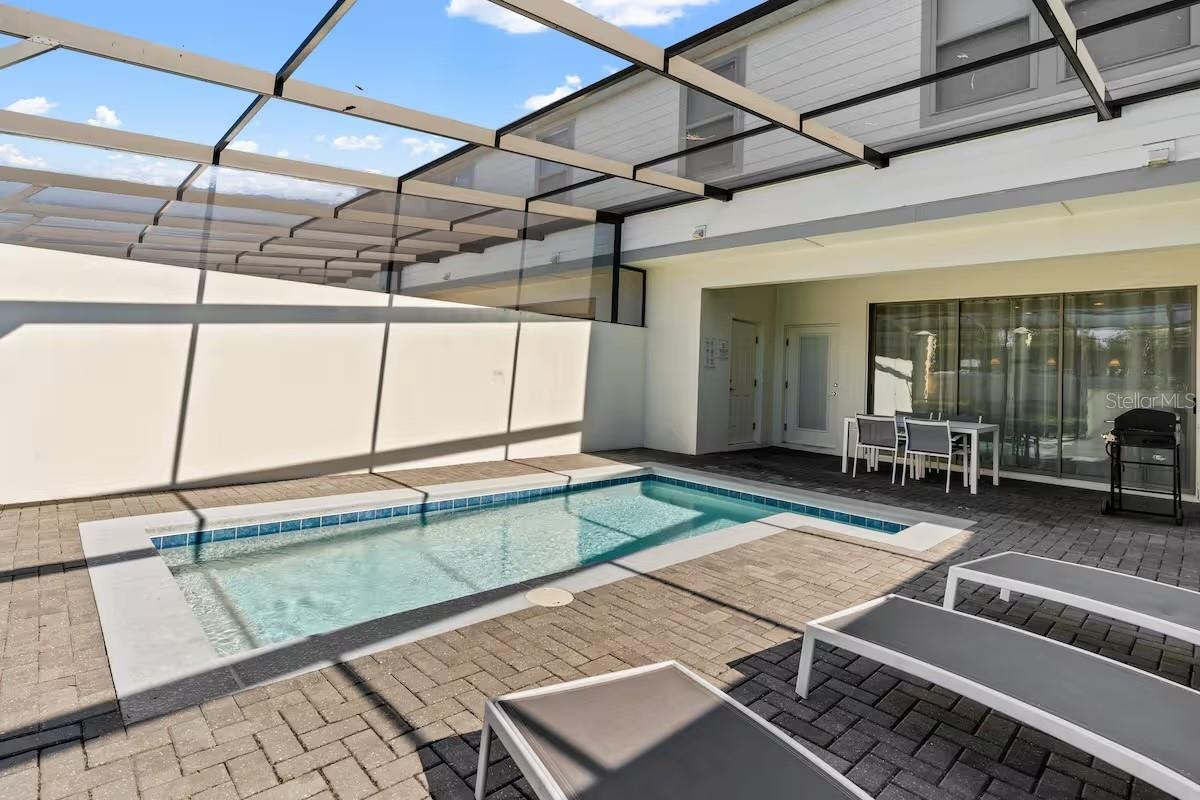 2402 DUBAI ST, KISSIMMEE, FL, 34747
