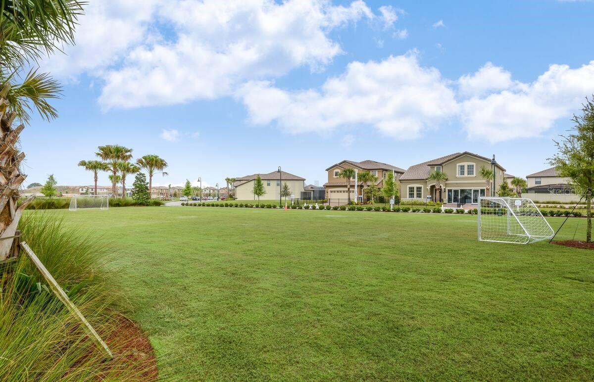 2402 DUBAI ST, KISSIMMEE, FL, 34747