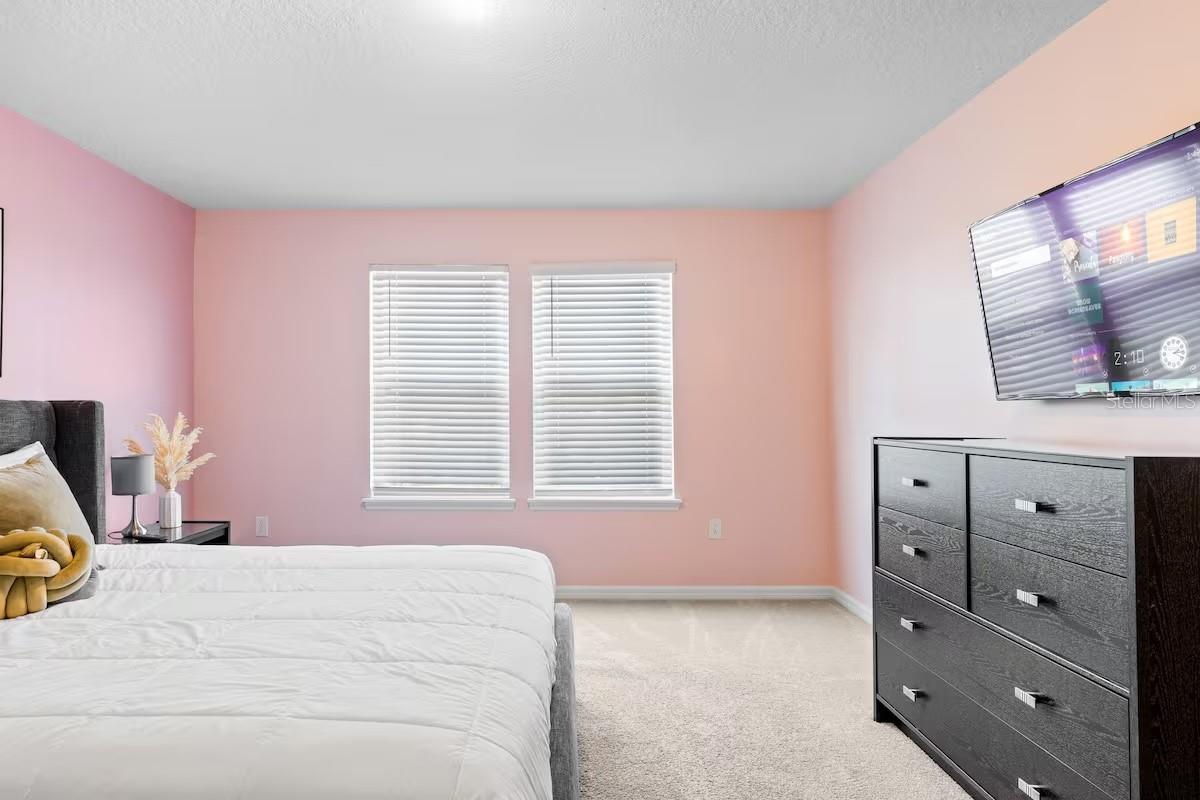 2402 DUBAI ST, KISSIMMEE, FL, 34747