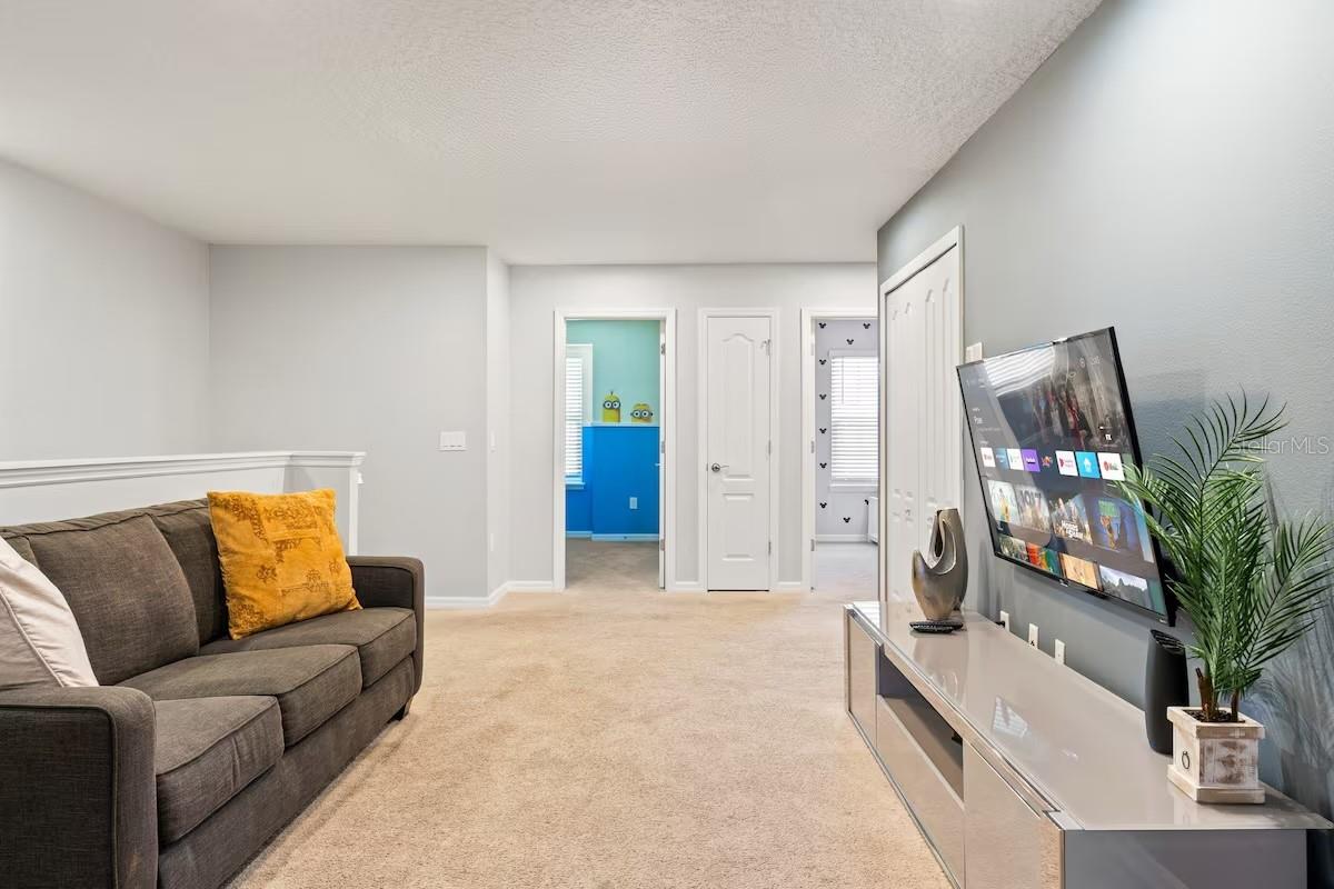 2402 DUBAI ST, KISSIMMEE, FL, 34747