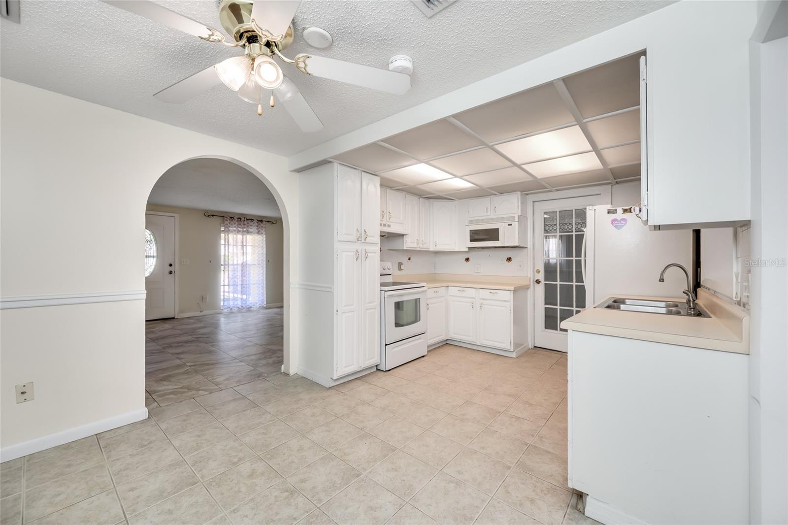 1409 CASTLEWORKS LN, TARPON SPRINGS, FL, 34689