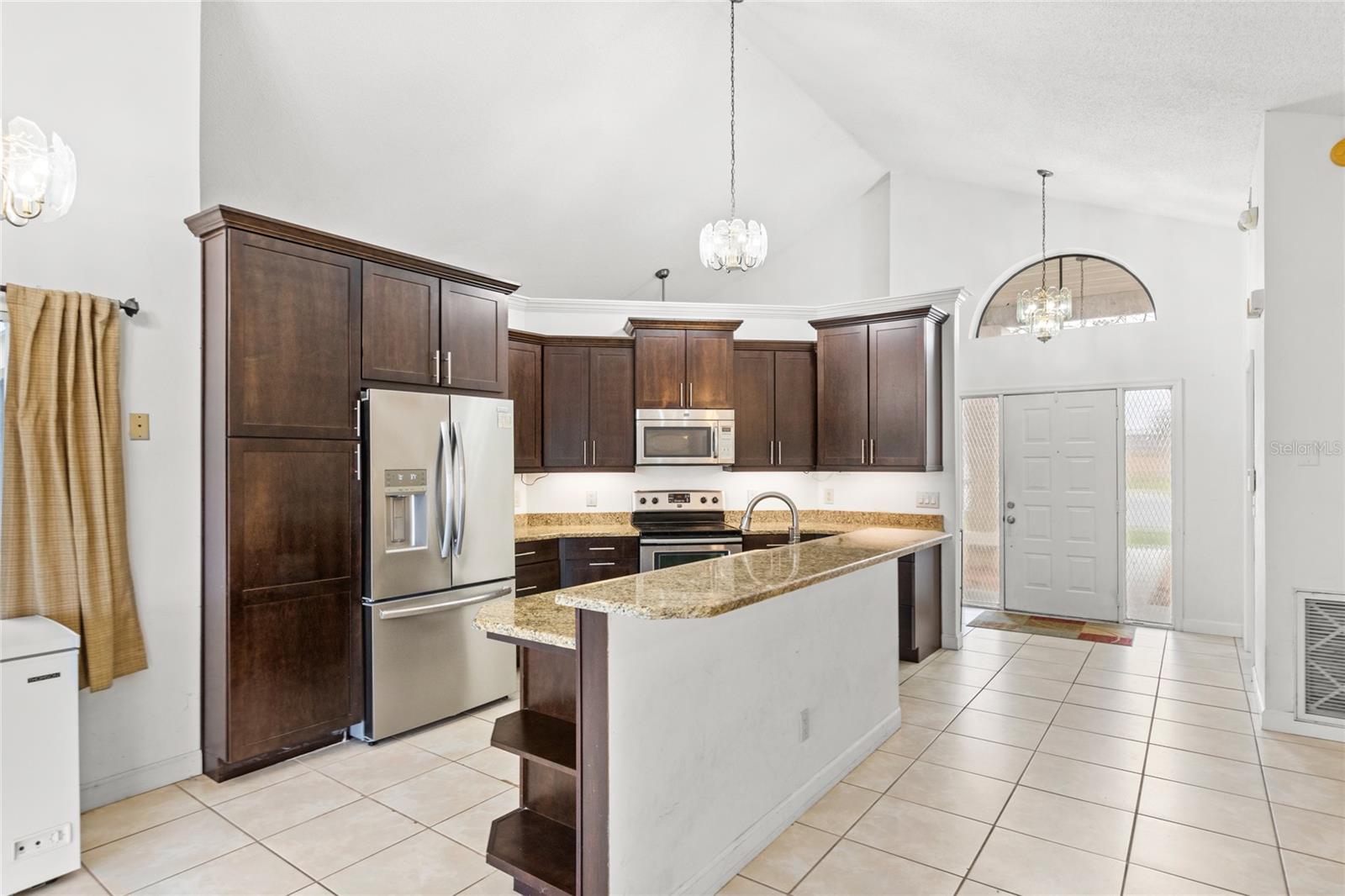 100 HONEYWOOD CT, KISSIMMEE, FL, 34743
