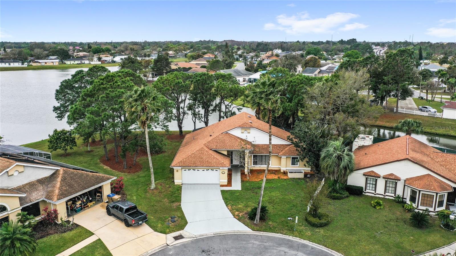 100 HONEYWOOD CT, KISSIMMEE, FL, 34743