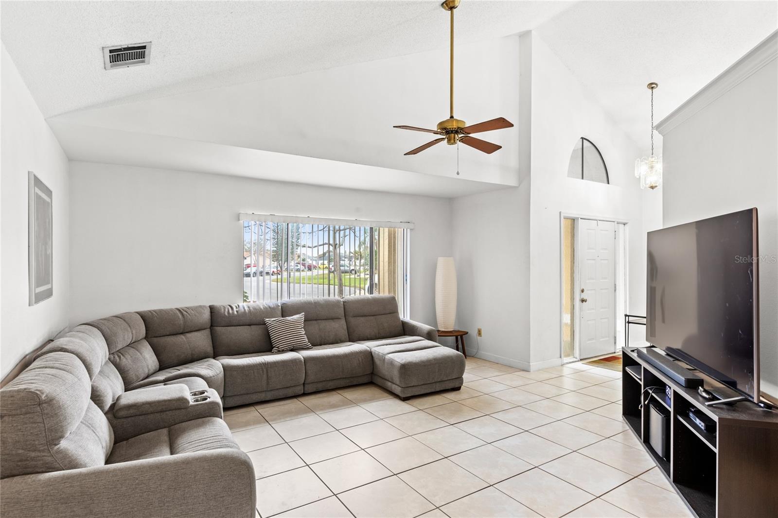 100 HONEYWOOD CT, KISSIMMEE, FL, 34743
