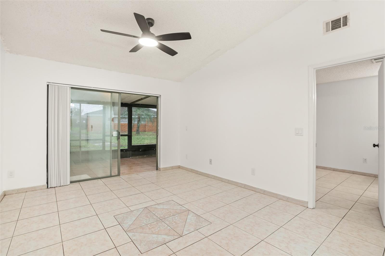 15 SILVER PARK CIR, KISSIMMEE, FL, 34743