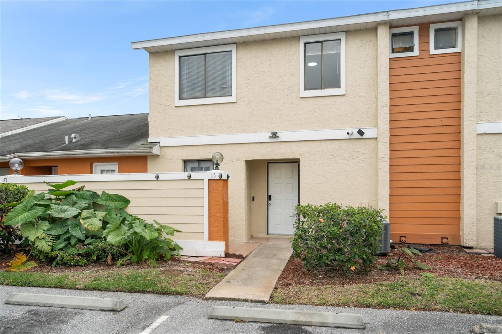 15 SILVER PARK CIR, KISSIMMEE, FL, 34743