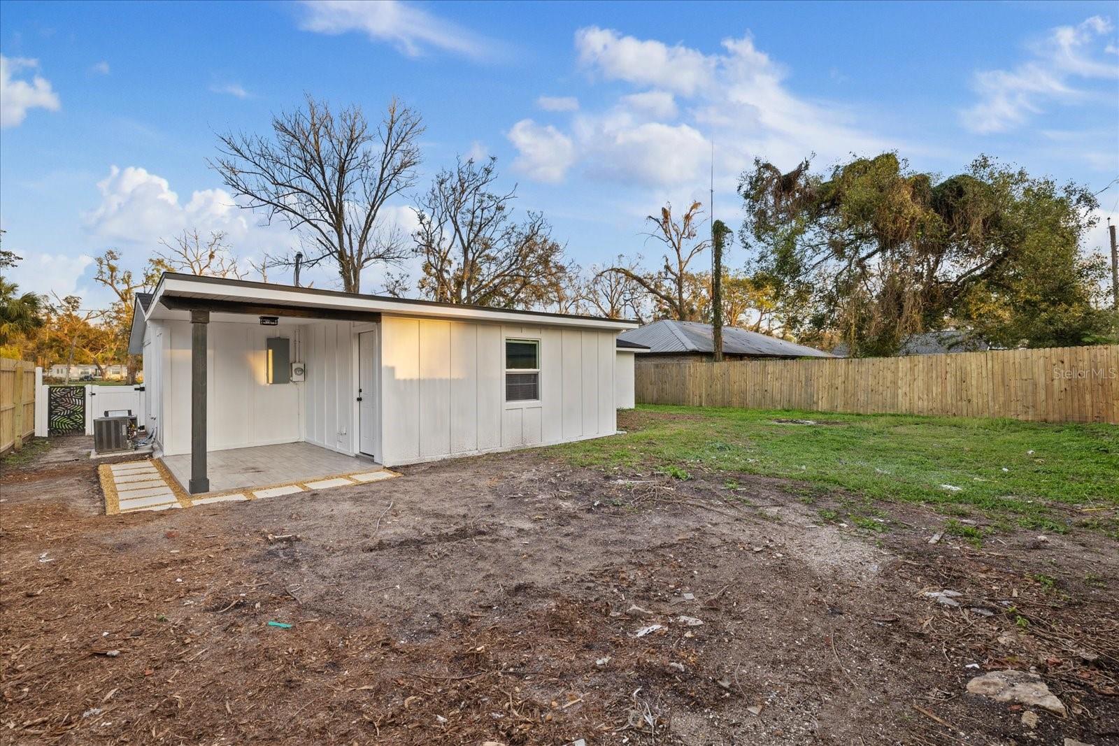 5220 PINE ST, SEFFNER, FL, 33584