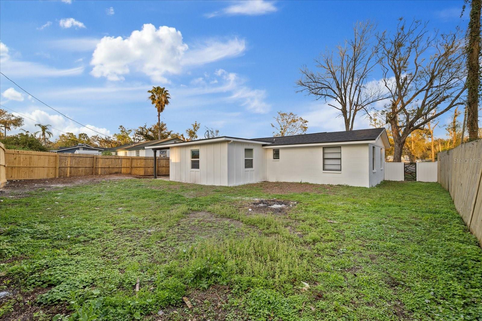 5220 PINE ST, SEFFNER, FL, 33584