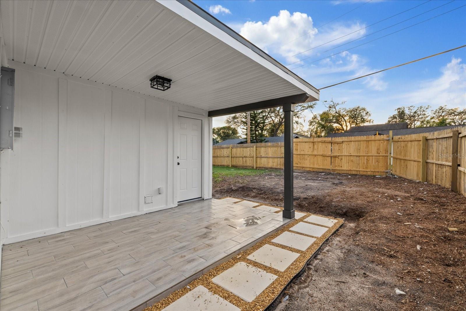 5220 PINE ST, SEFFNER, FL, 33584