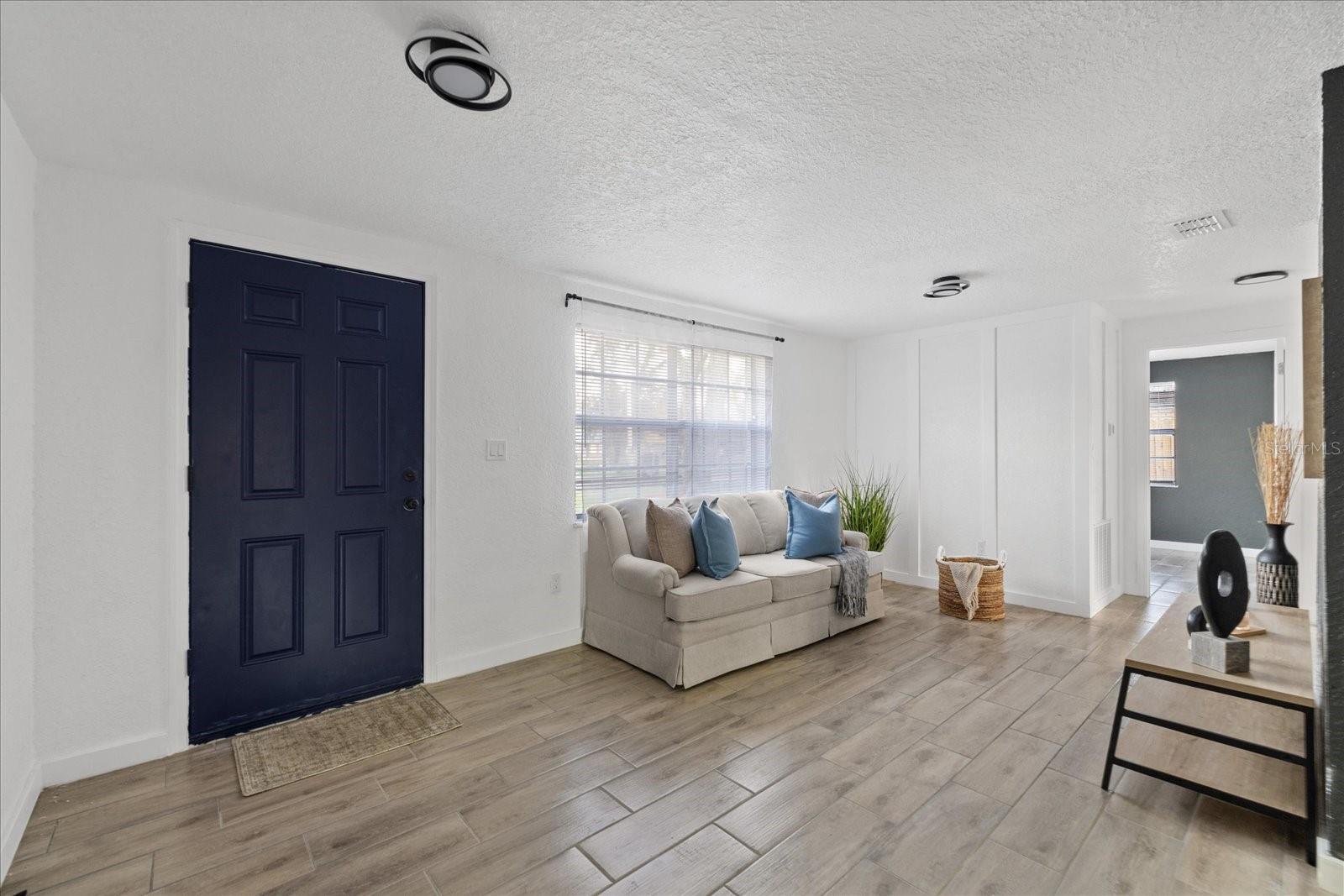 5220 PINE ST, SEFFNER, FL, 33584