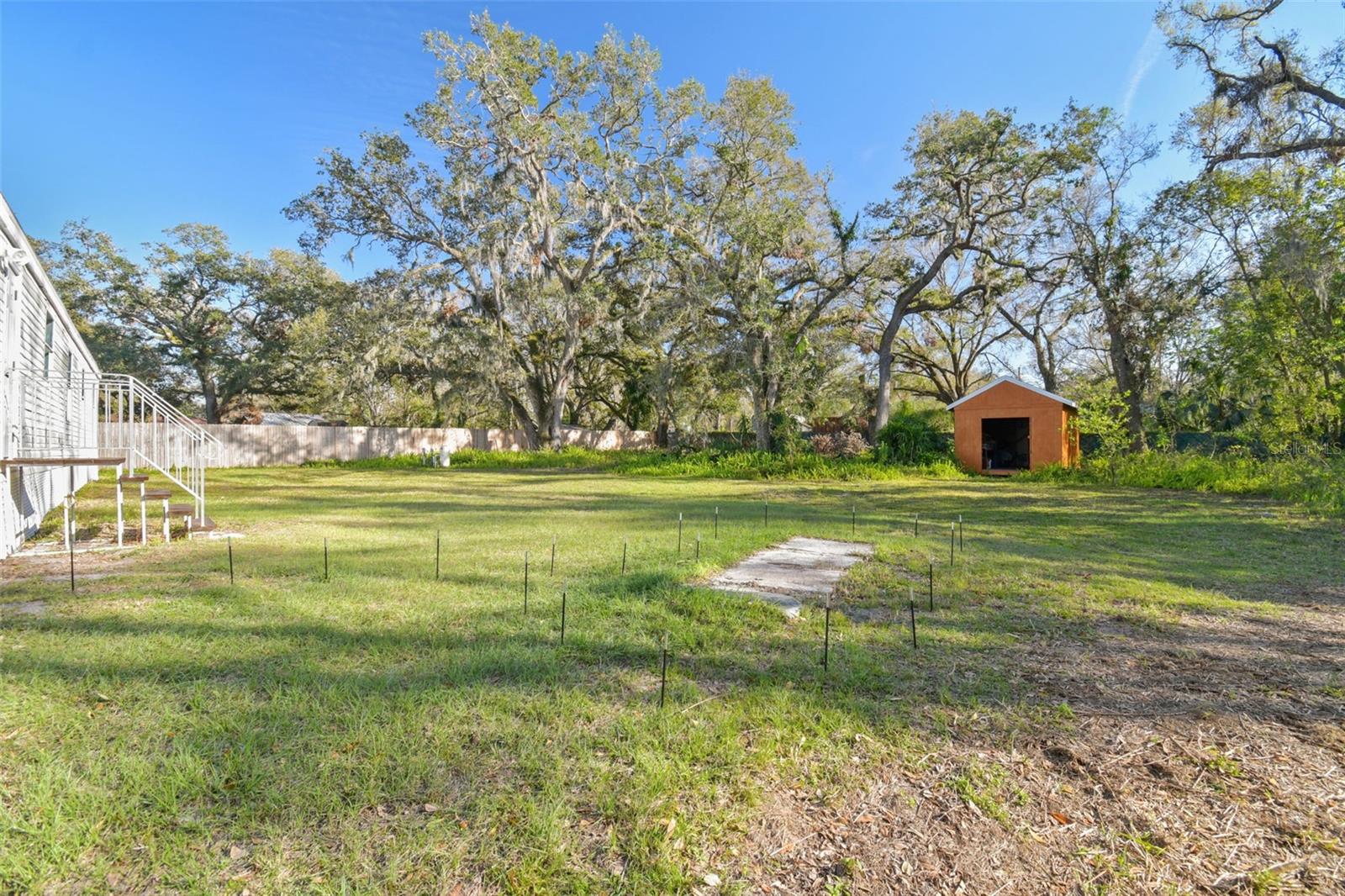 5530 EUREKA SPRINGS RD, TAMPA, FL, 33610