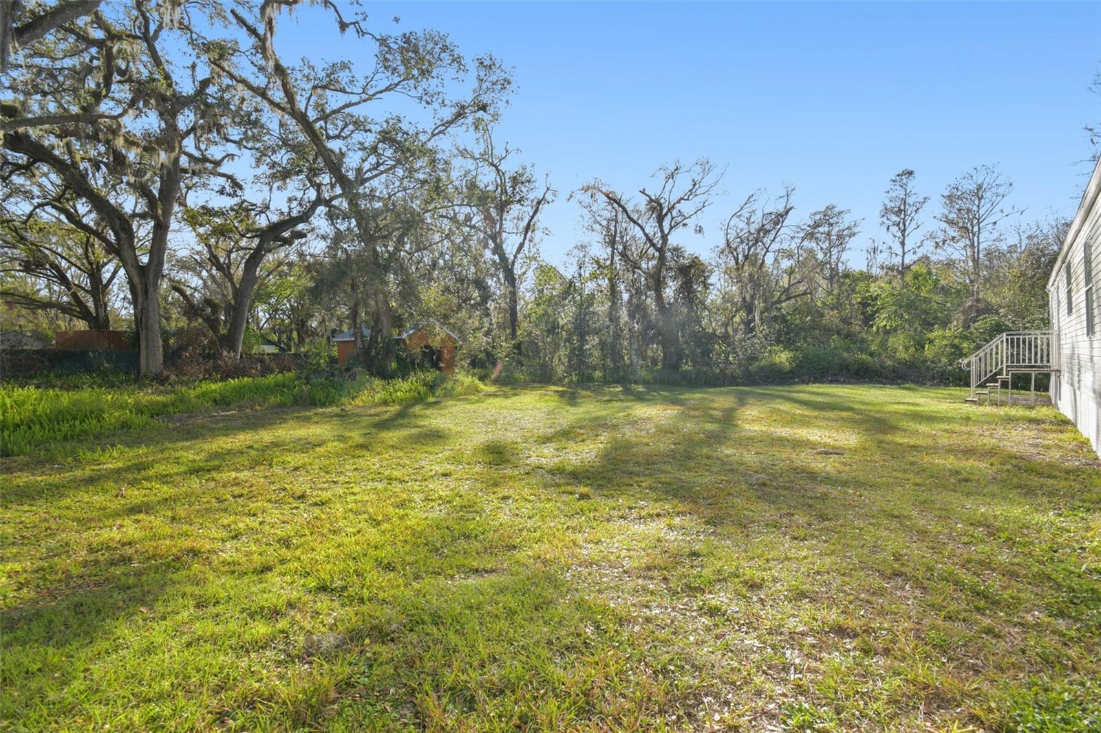 5530 EUREKA SPRINGS RD, TAMPA, FL, 33610