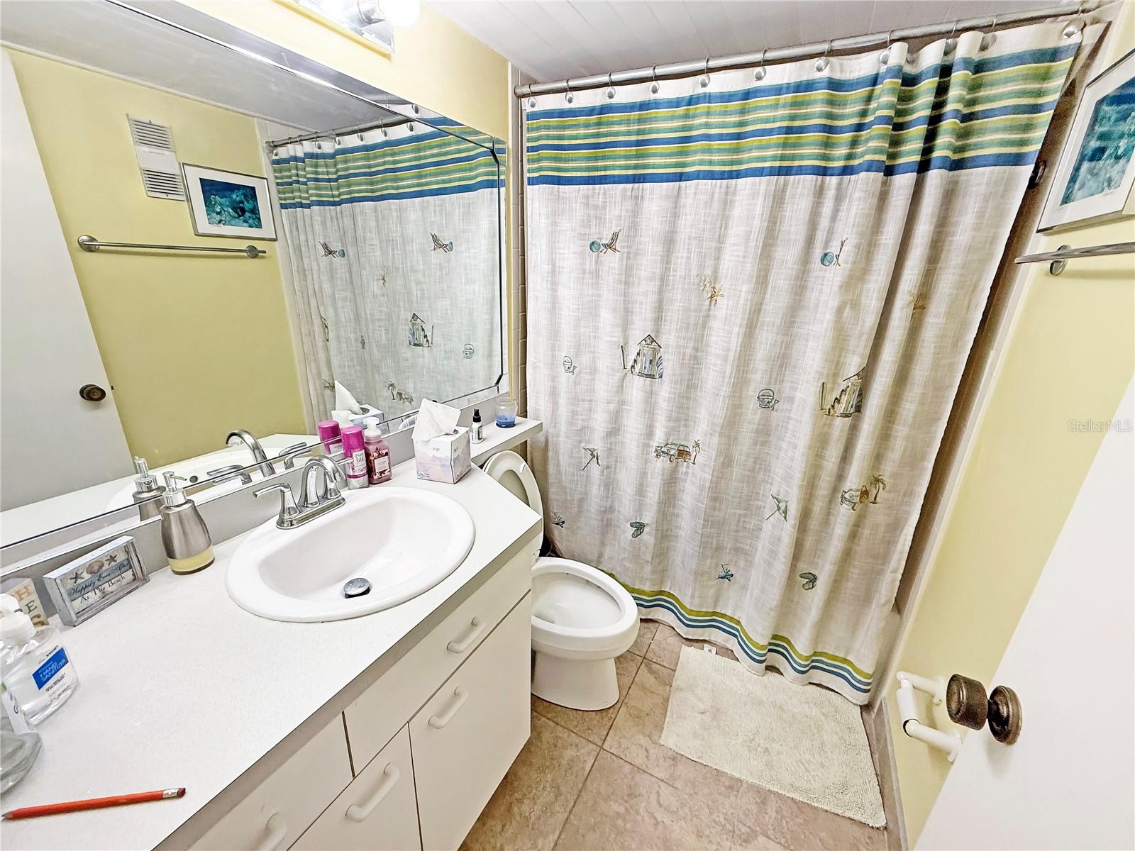 20000 GULF BLVD #205, INDIAN SHORES, FL, 33785