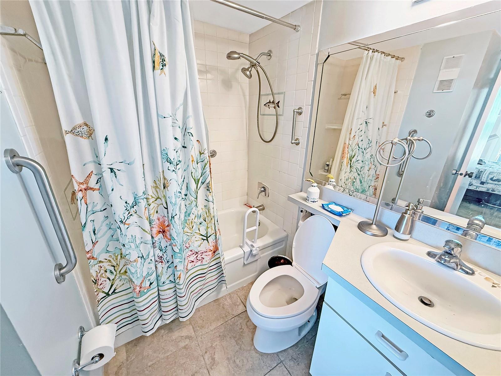20000 GULF BLVD #205, INDIAN SHORES, FL, 33785
