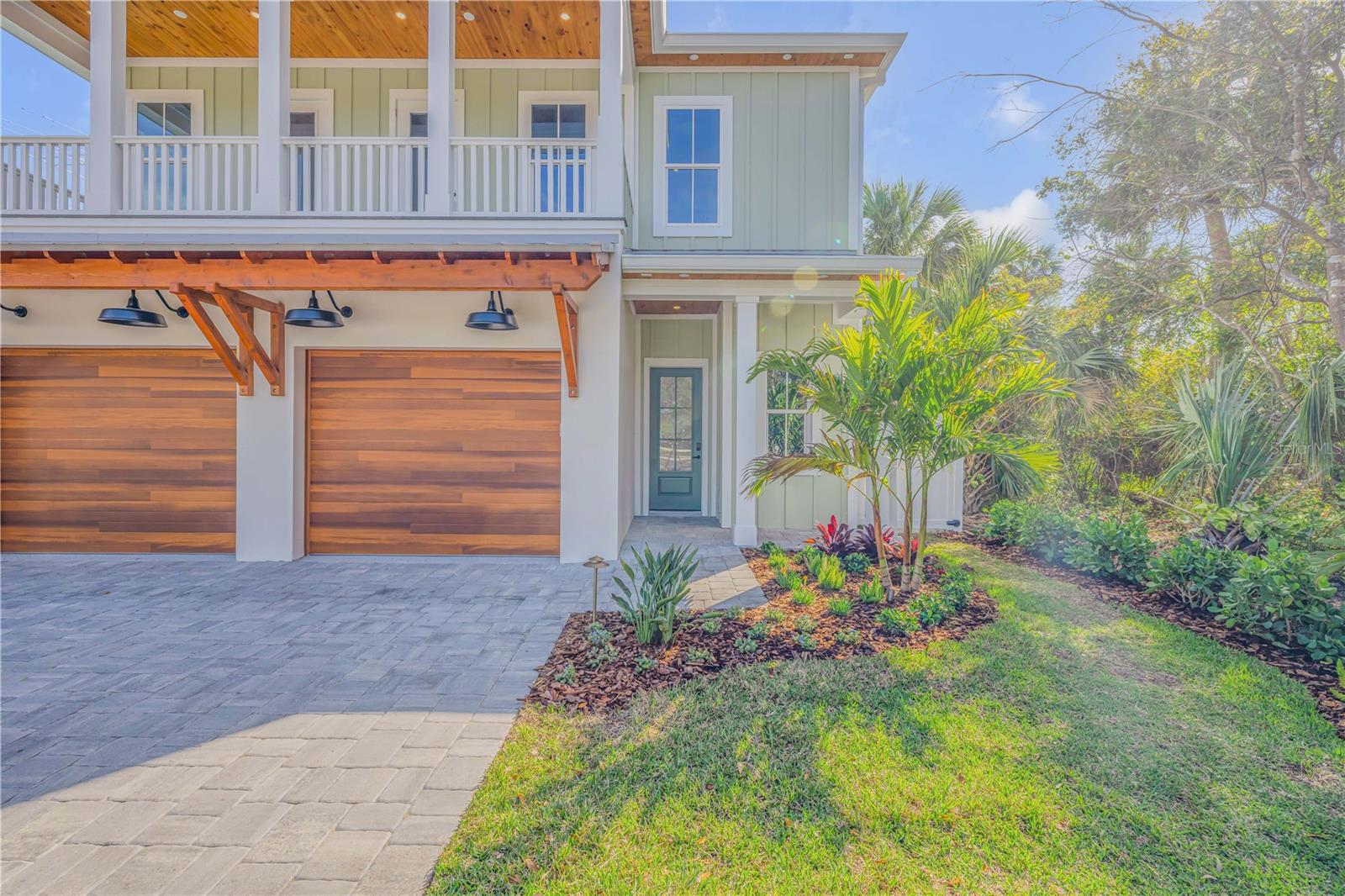 213 CEDAR AVE, NEW SMYRNA BEACH, FL, 32169
