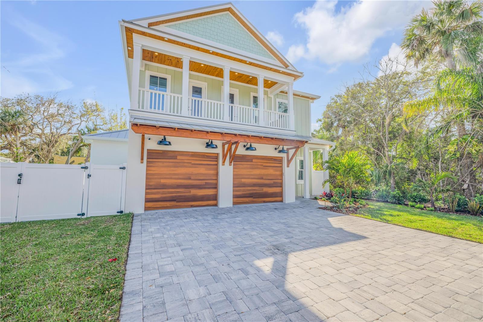 213 CEDAR AVE, NEW SMYRNA BEACH, FL, 32169