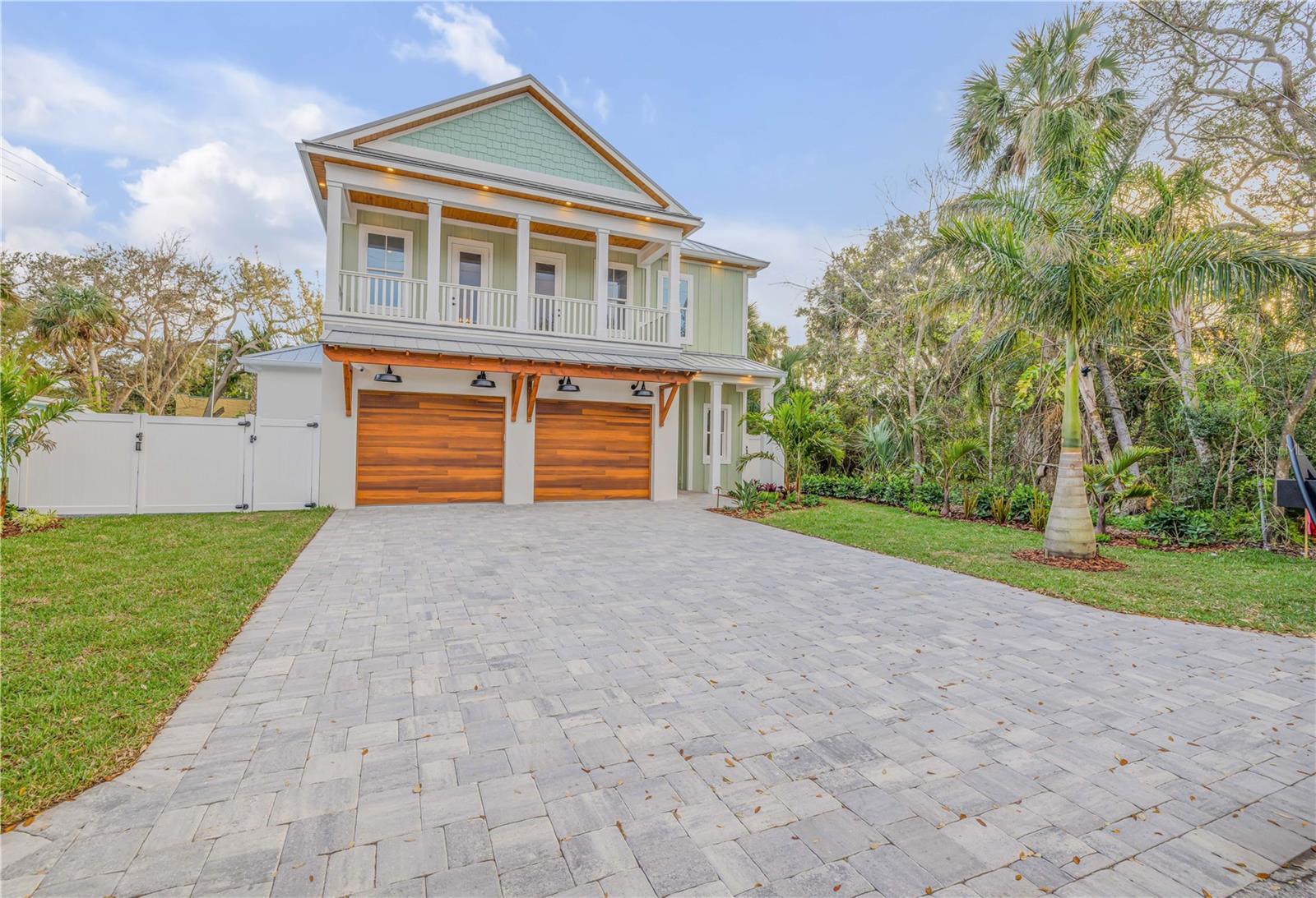 213 CEDAR AVE, NEW SMYRNA BEACH, FL, 32169