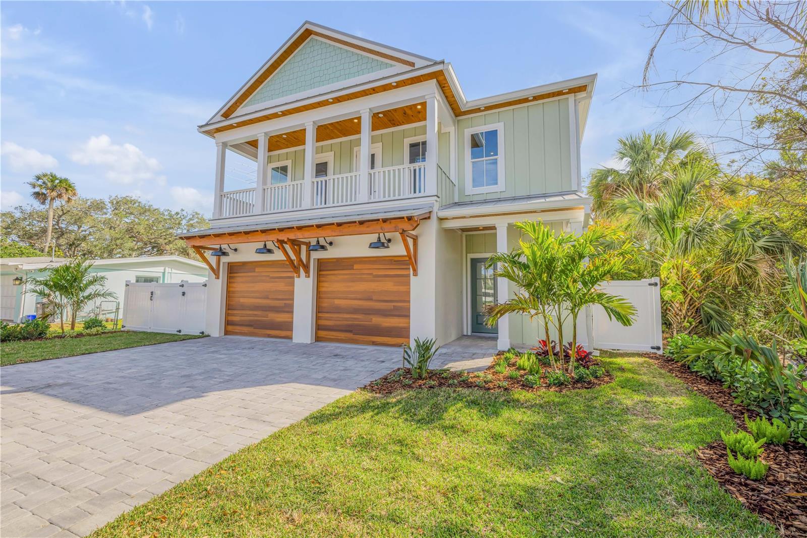 213 CEDAR AVE, NEW SMYRNA BEACH, FL, 32169