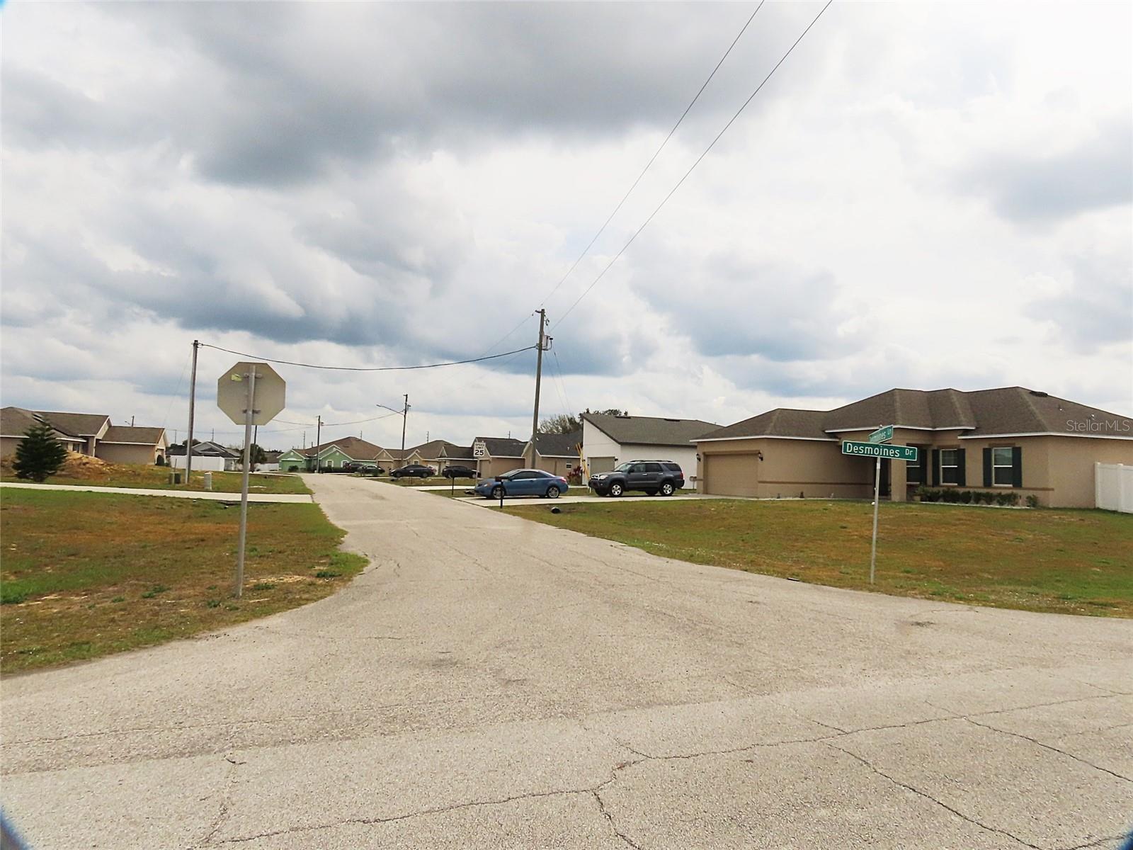 716 DESMOINES DR, KISSIMMEE, FL, 34759