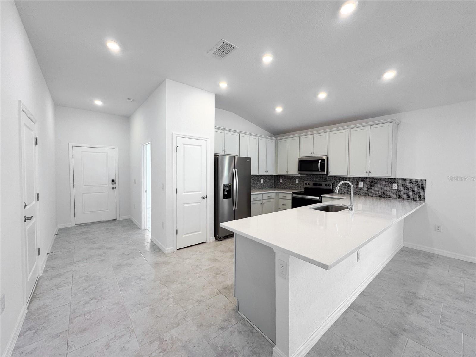 22442 PEACHLAND BLVD, PORT CHARLOTTE, FL, 33954