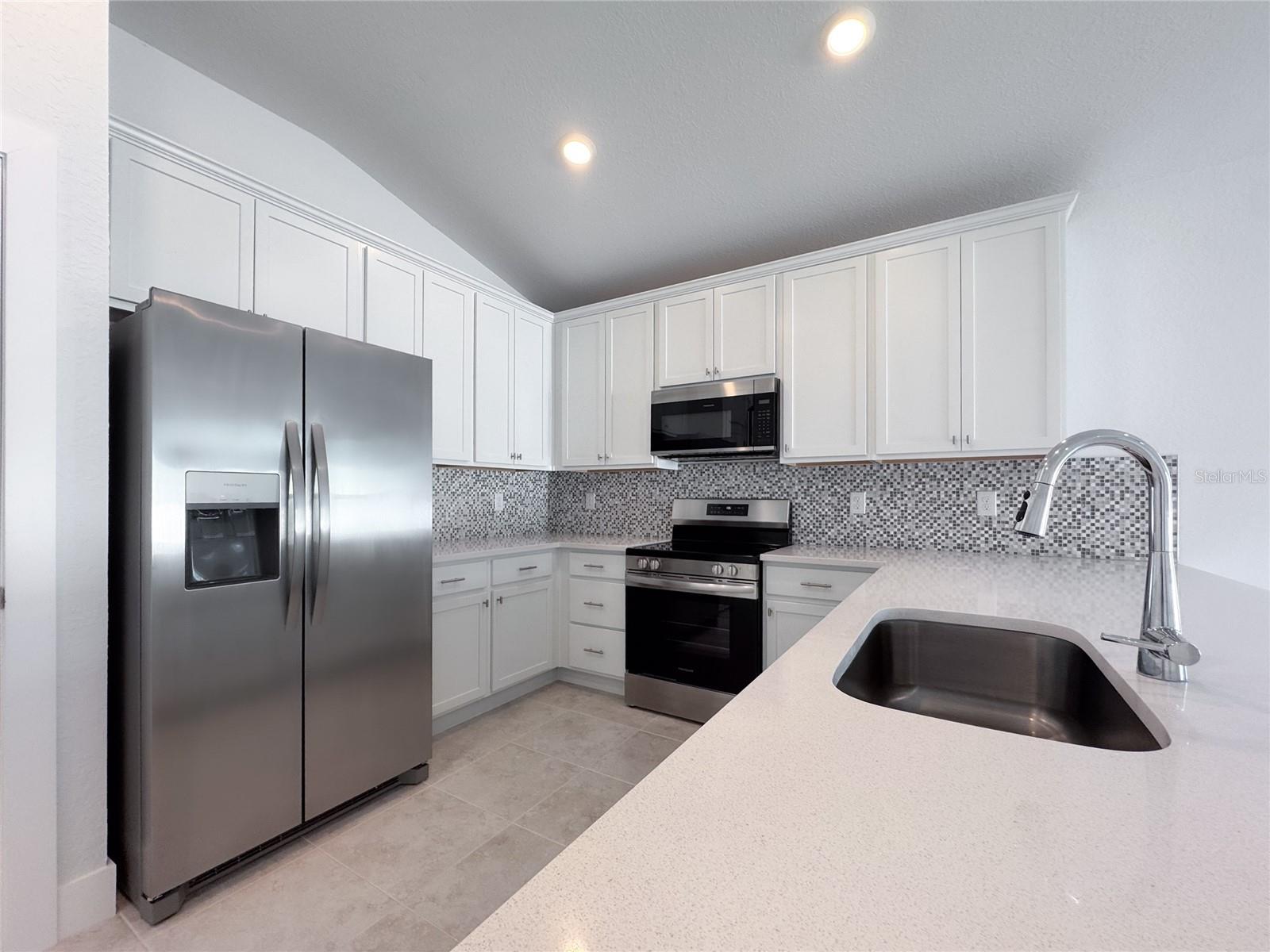 22442 PEACHLAND BLVD, PORT CHARLOTTE, FL, 33954