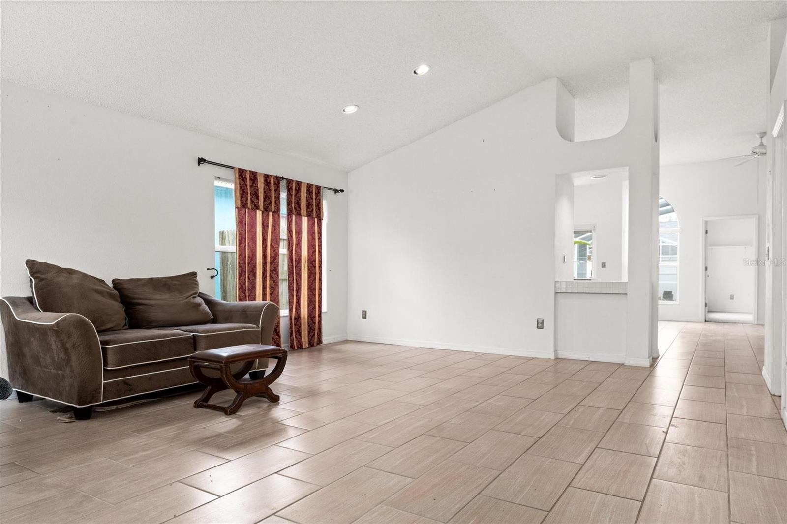 2980 VISCOUNT CIR, KISSIMMEE, FL, 34747