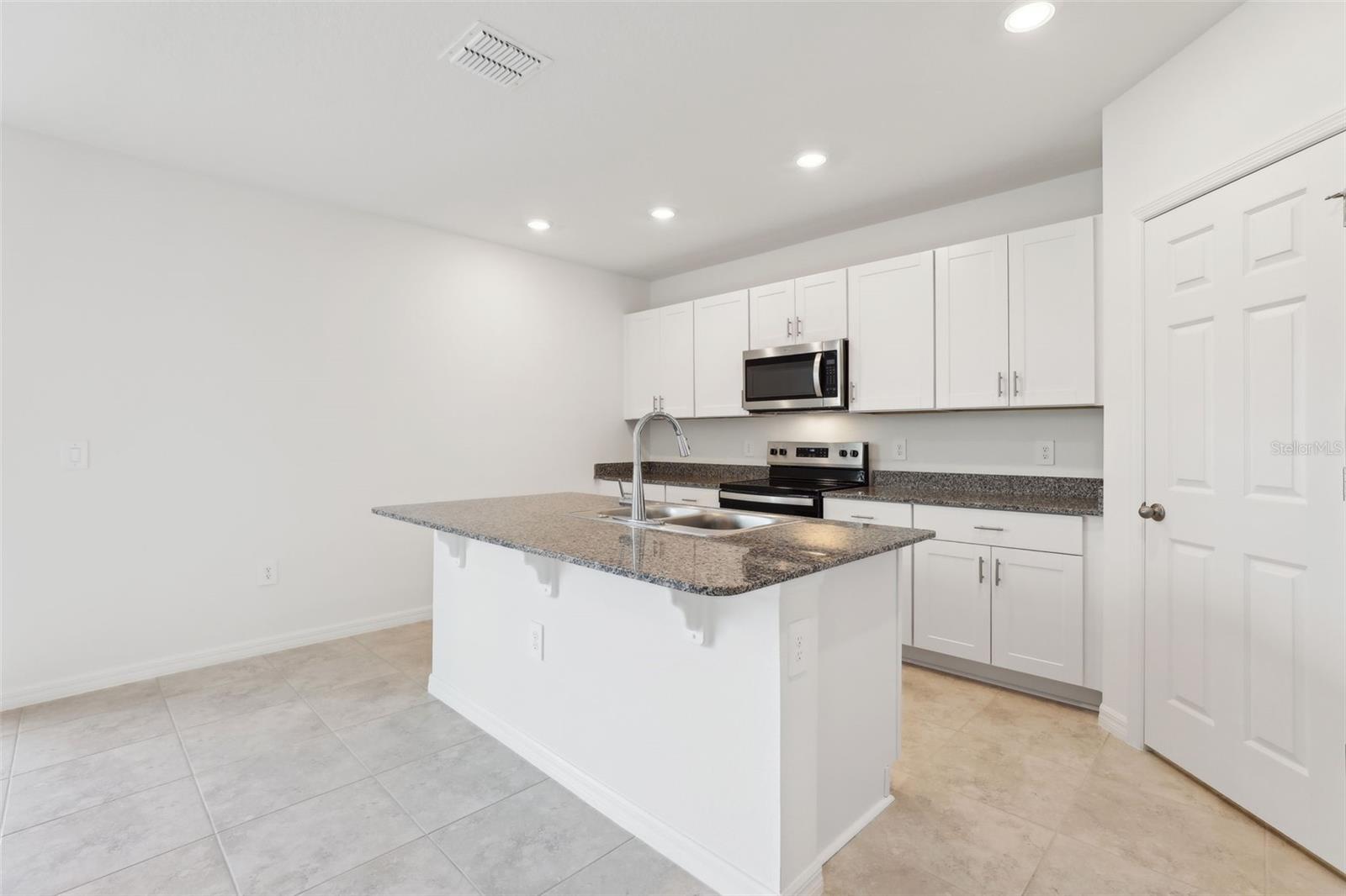 2311 WHITE TAIL ST, DAVENPORT, FL, 33837