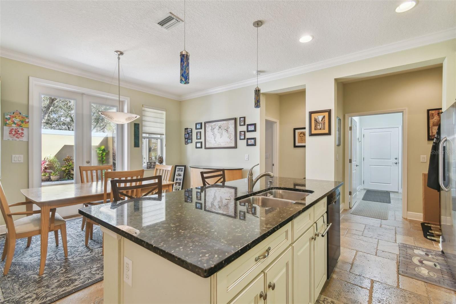 11329 RAVINIA PARK BLVD, TAMPA, FL, 33625
