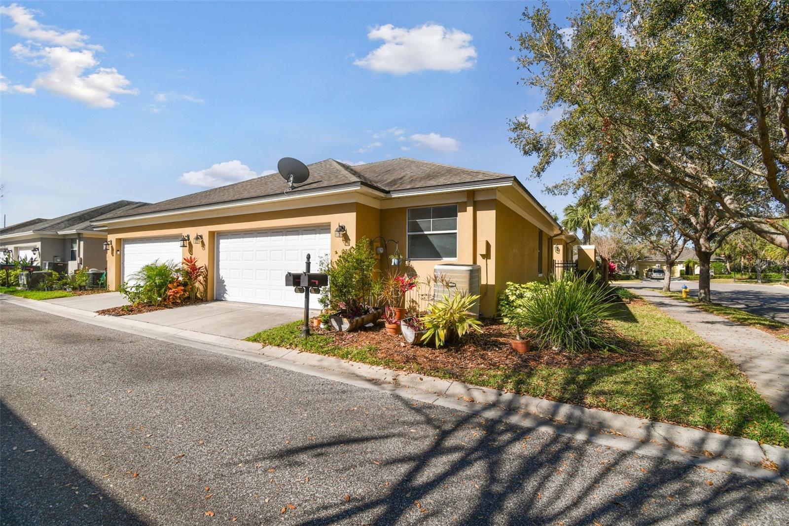 11329 RAVINIA PARK BLVD, TAMPA, FL, 33625