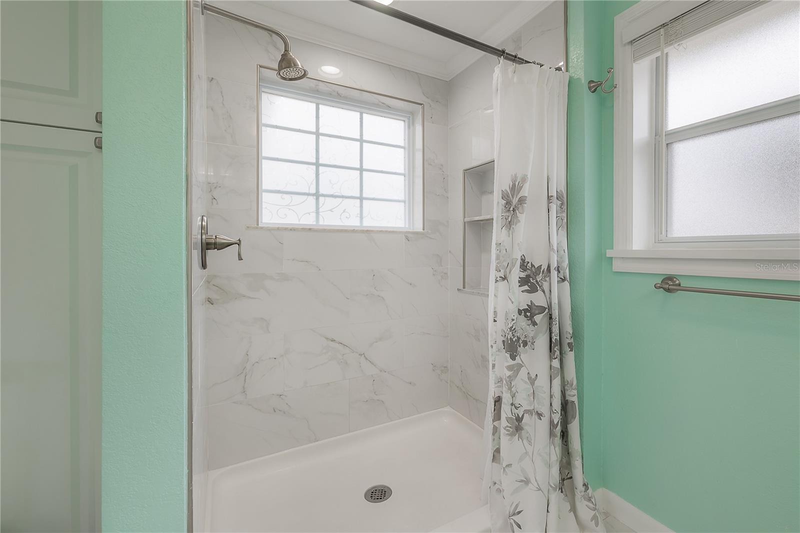 9618 N 55TH ST, TEMPLE TERRACE, FL, 33617