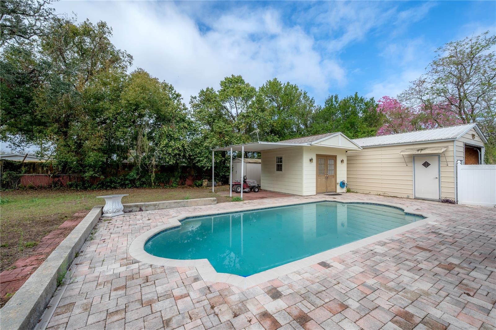 9618 N 55TH ST, TEMPLE TERRACE, FL, 33617