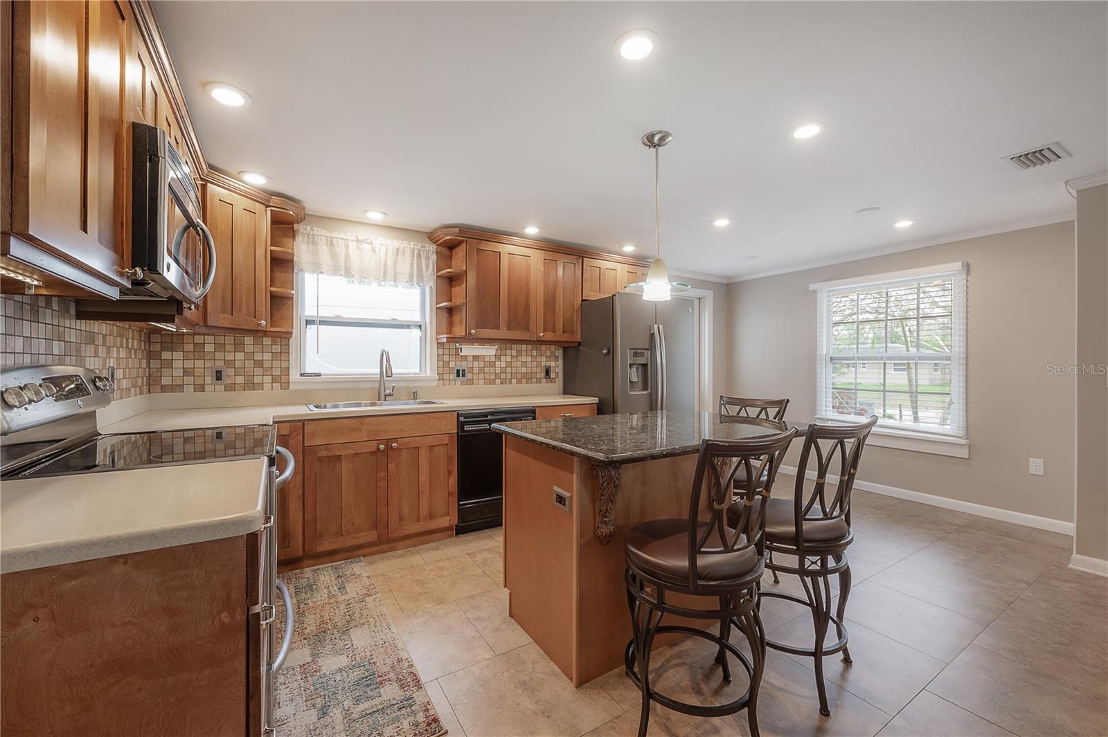 9618 N 55TH ST, TEMPLE TERRACE, FL, 33617