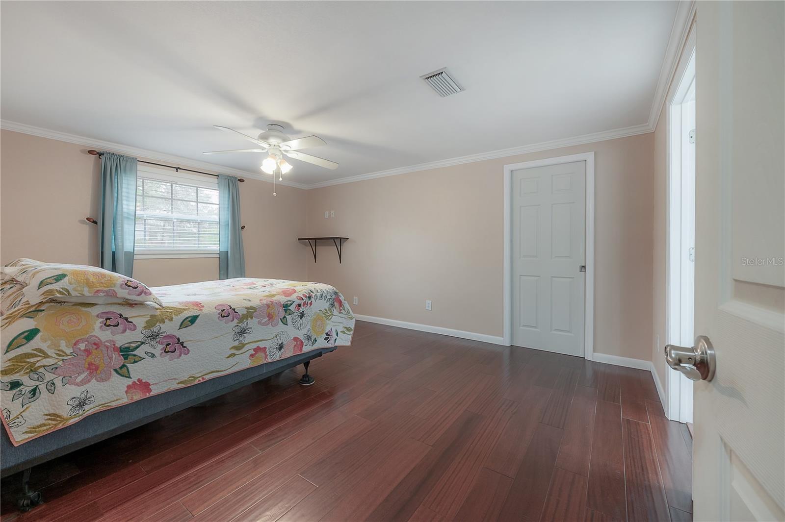 9618 N 55TH ST, TEMPLE TERRACE, FL, 33617
