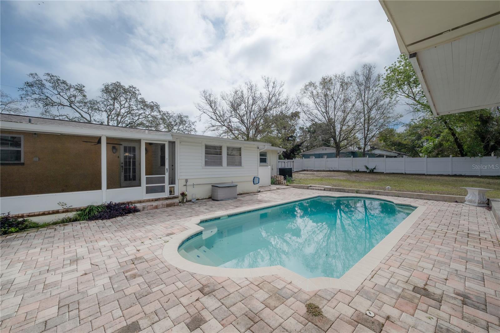 9618 N 55TH ST, TEMPLE TERRACE, FL, 33617