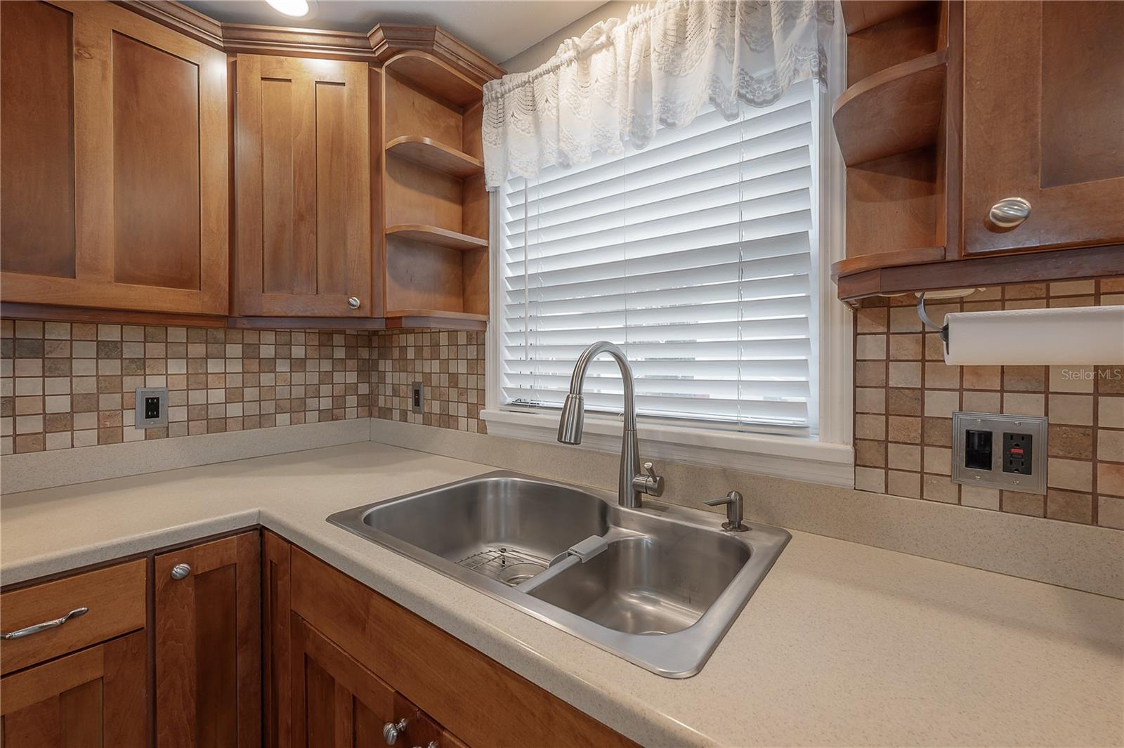 9618 N 55TH ST, TEMPLE TERRACE, FL, 33617