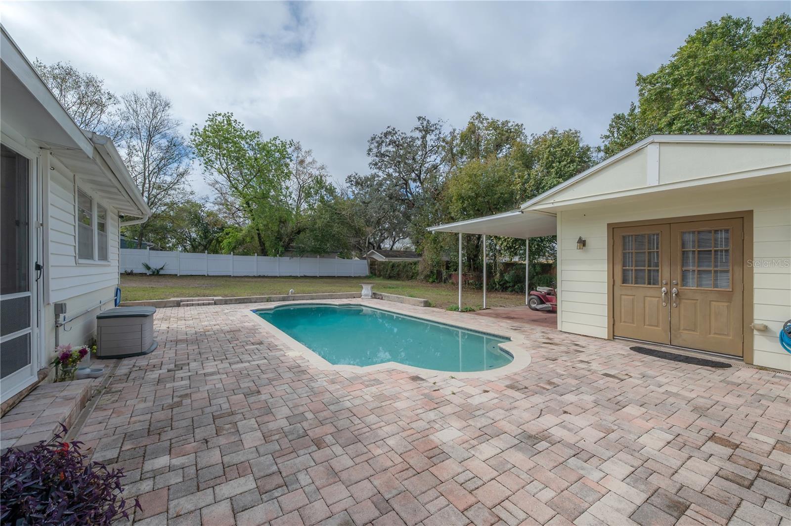 9618 N 55TH ST, TEMPLE TERRACE, FL, 33617
