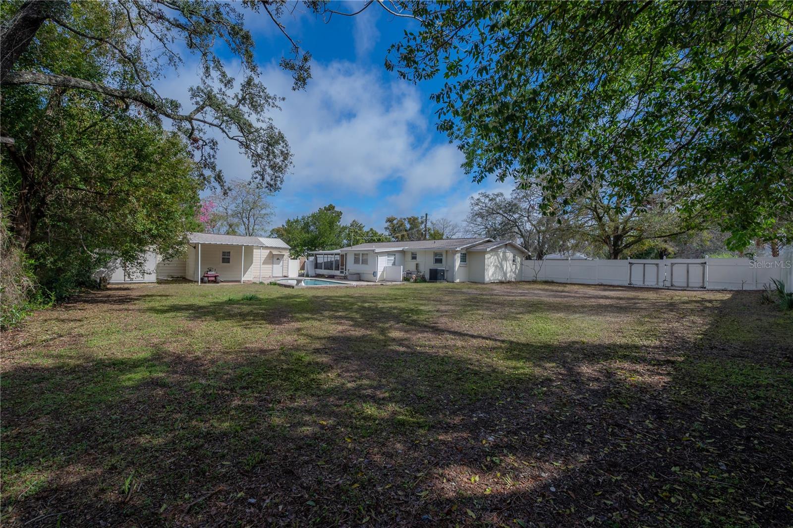 9618 N 55TH ST, TEMPLE TERRACE, FL, 33617