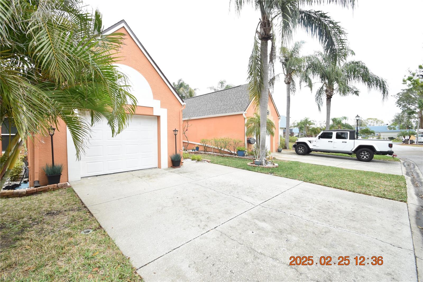 14605 LORIDAWN DR #2, SEMINOLE, FL, 33776